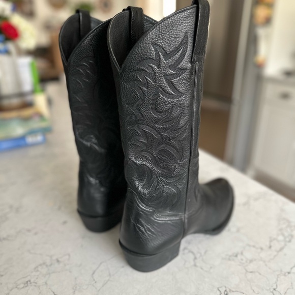 Ariat Cowboy Boots - Picture 3 of 5